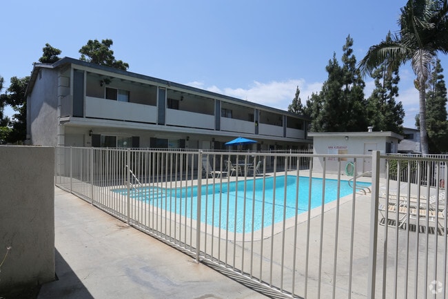 Photo - Park Royal Apartments