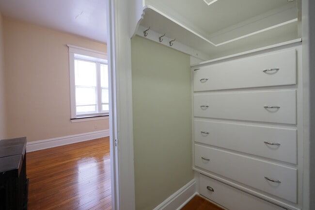 walk-in closet bedroom - 530 W South St Unit L