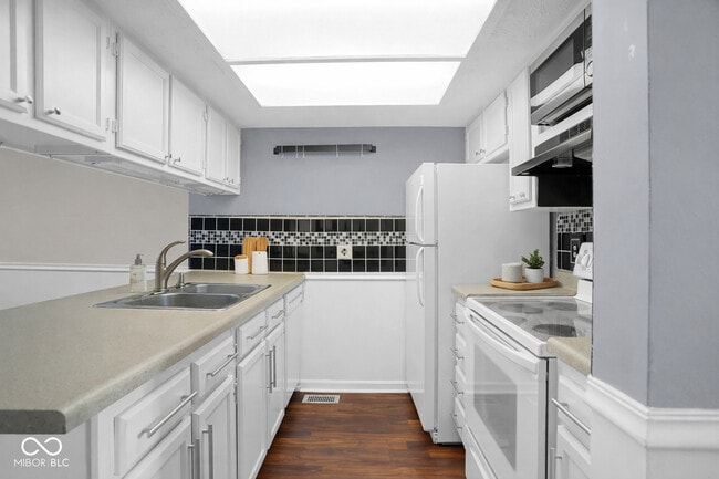 Photo - 6010 S Bay Dr