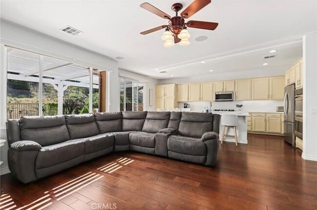 Photo - 14450 Laurel Ln