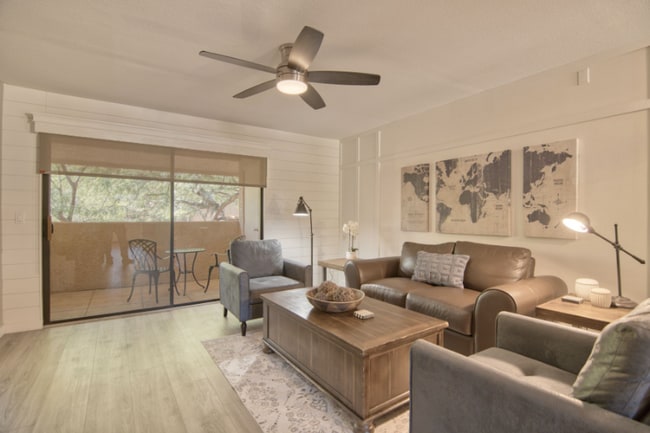 Building Photo - 7255 E Snyder Rd