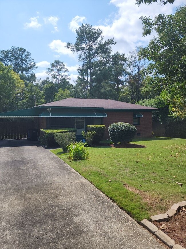 Building Photo - A GEM located closed to Ft Benning Rental