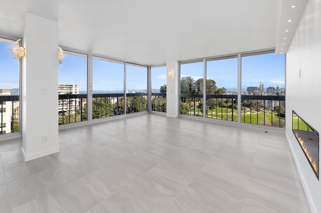 Building Photo - 2200 Sacramento St Unit 1006