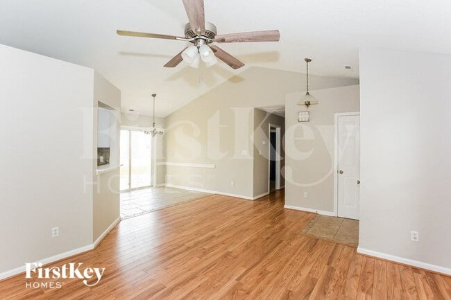 Photo - 4685 Falcon Chase Dr SW