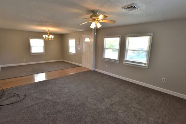 626 Woodland Ave