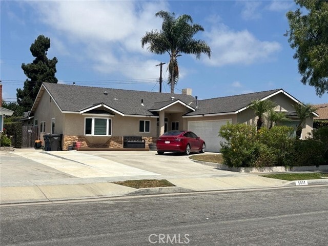 Building Photo - 5091 Robinwood Dr Rental