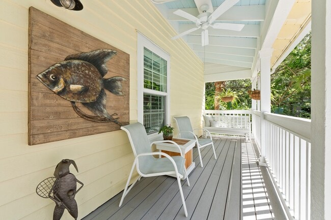 Photo - 1240 Palmetto Ct