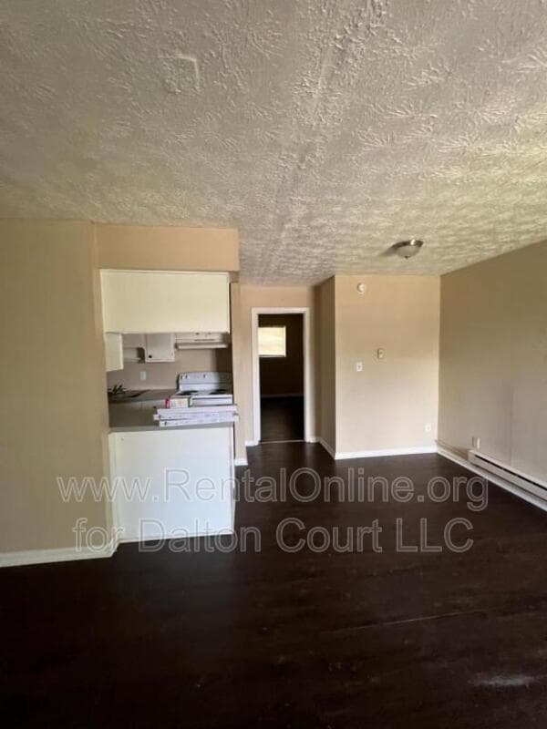 Photo - 1972 Cambridge Dr Unit 18