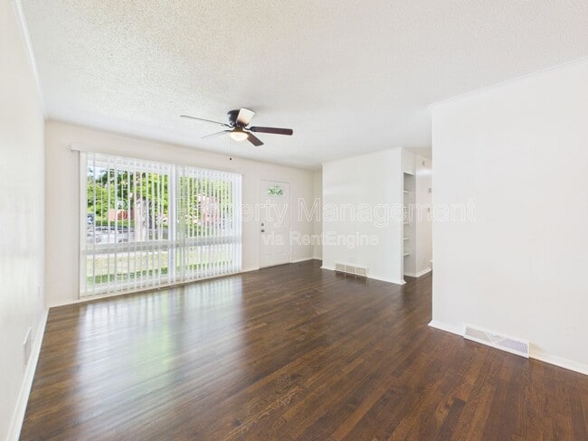 Photo - 4206 Vineyard Rd