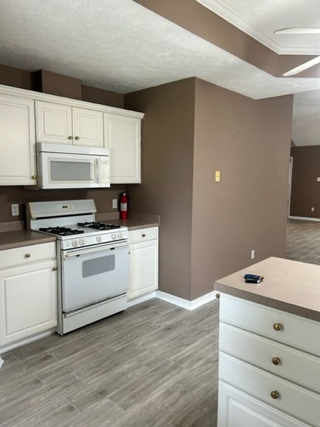Photo - 4409 Calumet St
