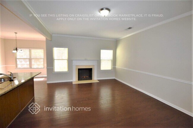 Photo - 526 Crestmont Ln