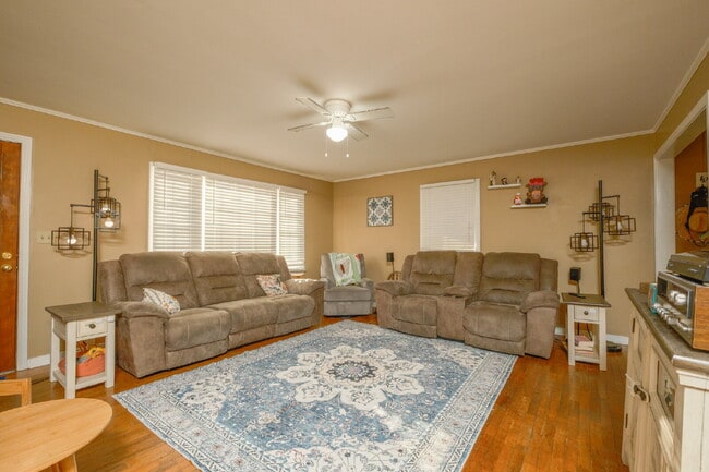Photo - 107 Edgewood Ave