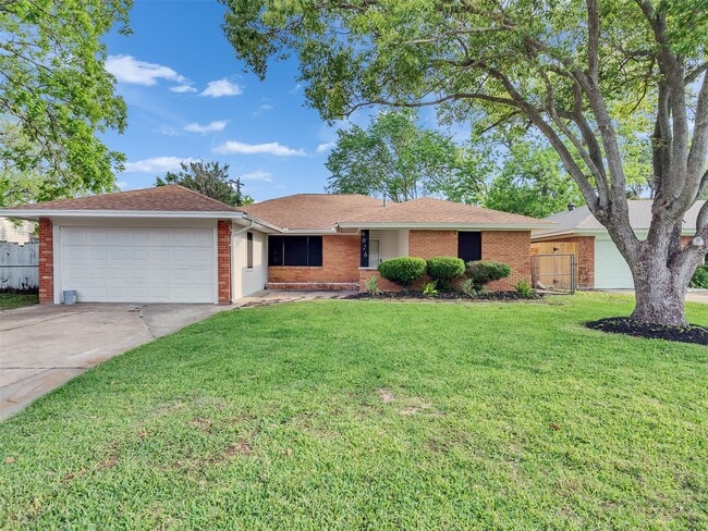 Building Photo - 6026 Diamond Ct