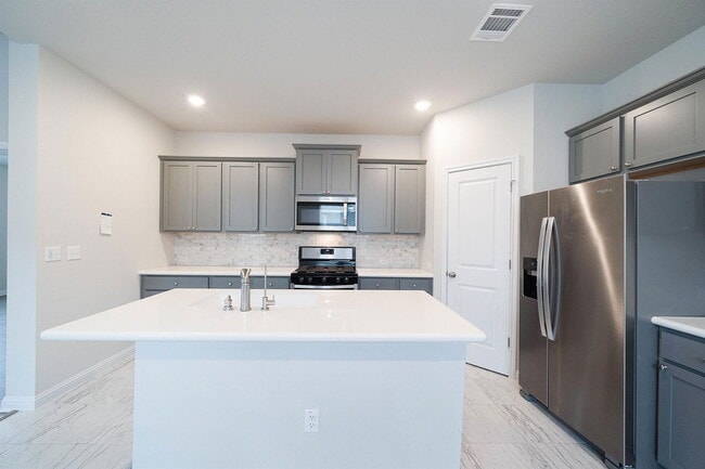 Photo - 8208 Cottage Rose Dr