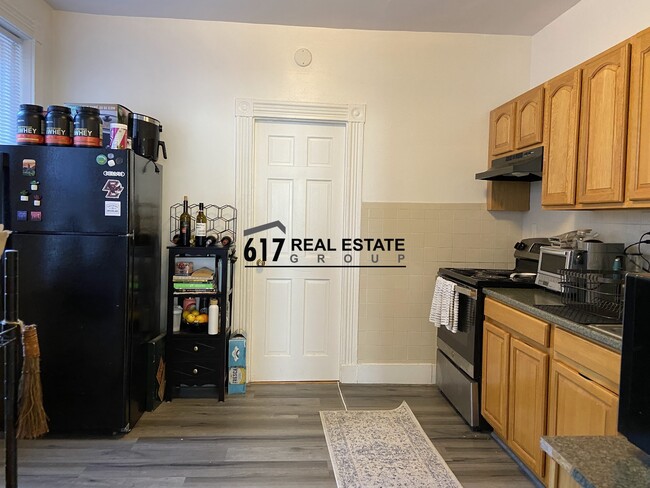 16 Fuller St Unit 5