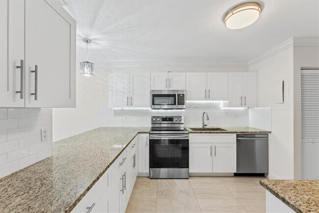 Photo - 4741 Holly Lake Dr