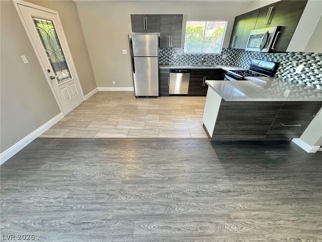 Photo - 6323 Silverfield Dr