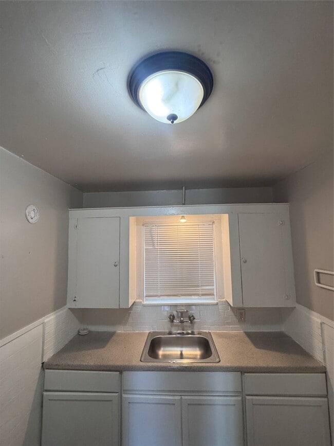Photo - 2613 Nettleton St