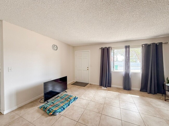 Photo - 2 Bedroom Yucca Valley Home