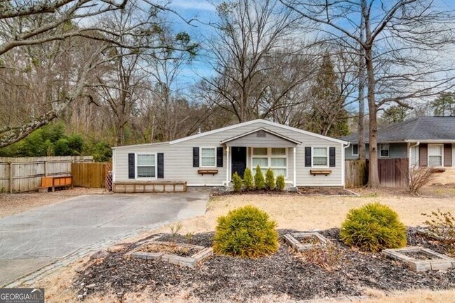 Photo - 1756 Dresden Dr NE House