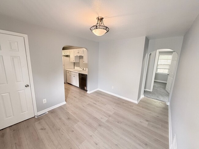 Photo - 1207 N McCoy St