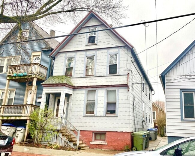 Building Photo - 1207 E Kane Pl Unit Lower