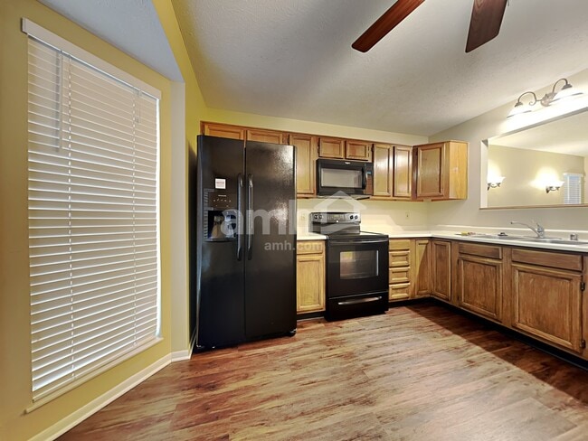 Photo - 6785 Upland Ct