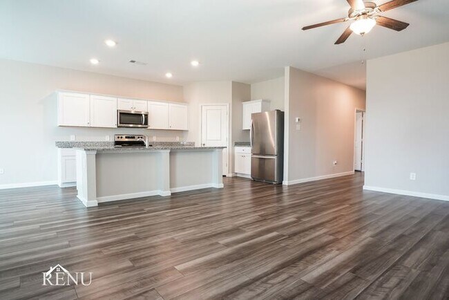 Photo - 1645 Braeburn Ln