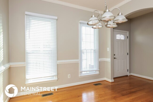 Photo - 808 Siena Dr