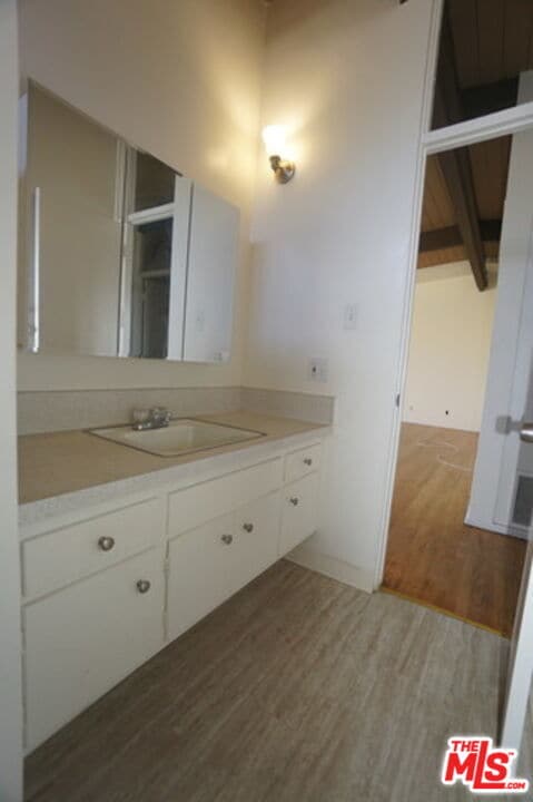 Photo - 11131 Rose Ave