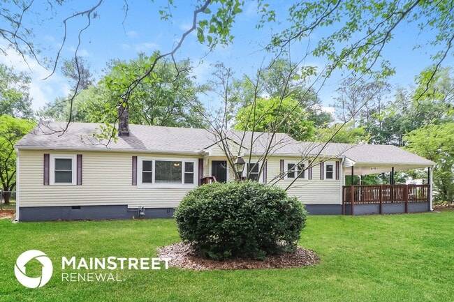 Photo - 1927 Addison Rd NE