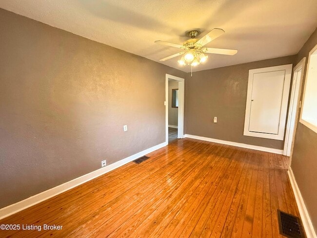 Photo - 13714 S Blakely Ln Unit B