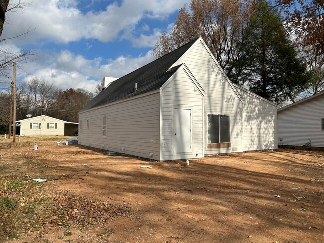 Photo - 1506 W Meadowmere St