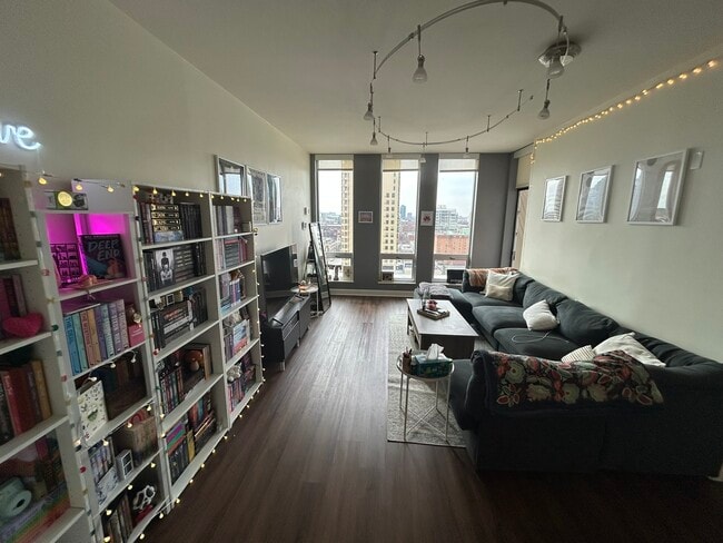 Photo - 1400 S Michigan Ave Unit 1308