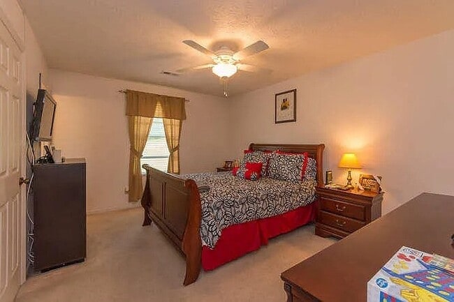 6015 Morning Glory Pl