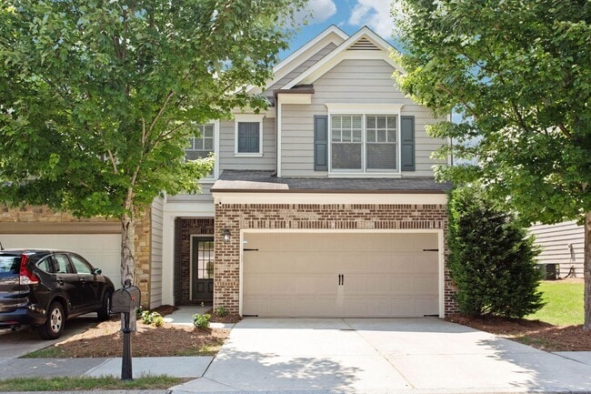 Building Photo - Life Happens Here. Spacious End-Unit Townhome Minutes from Avalon, Halcyon & Downtown Alpharetta