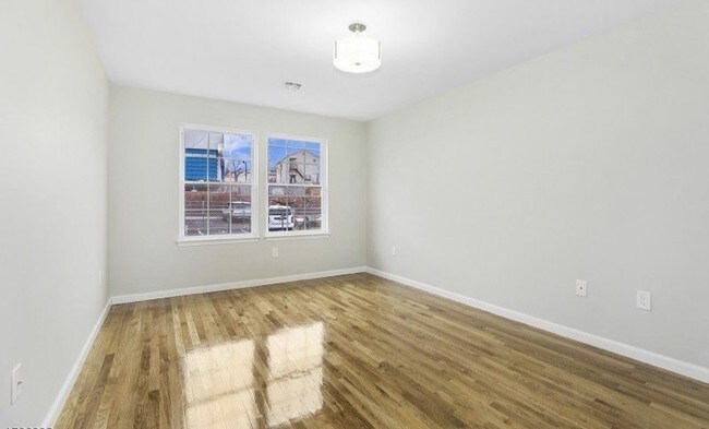 Photo - 276 Oraton St Unit 3