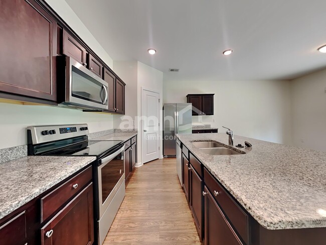 Photo - 130 Orion Way