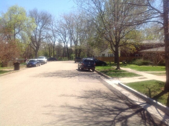 Photo - 720-722-722 Concord Ave Unit 720