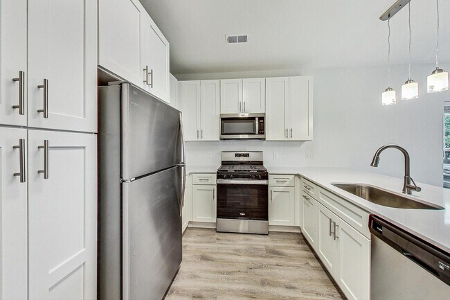 Photo - 510 Morris Ave