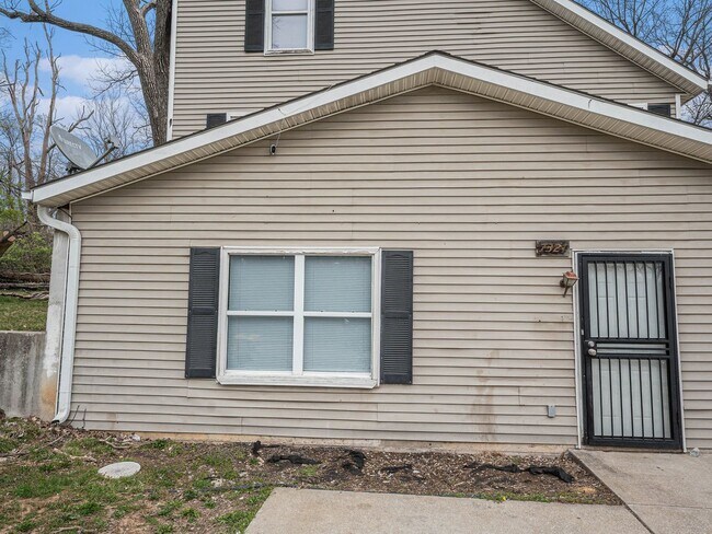 Photo - Bellefontaine Unit 7327 Bellefontaine