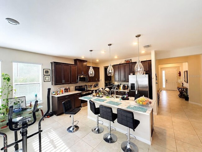 Photo - 1710 Goblet Cv St