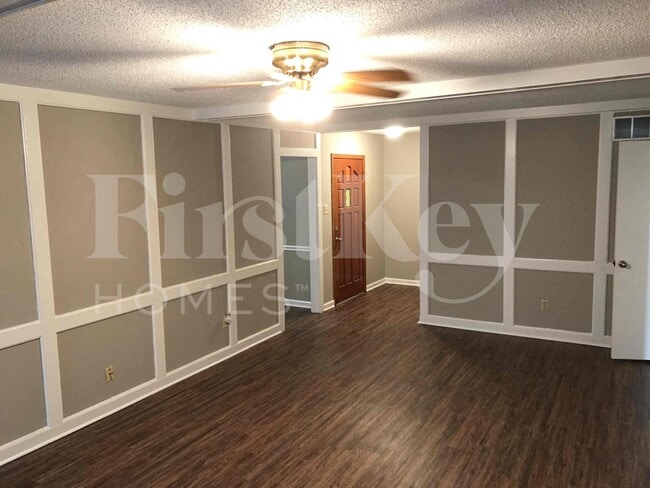 Photo - 5015 Hickory Bark Dr