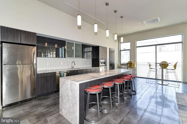 Building Photo - 1125 Sansom St Unit 1B-515 Rental