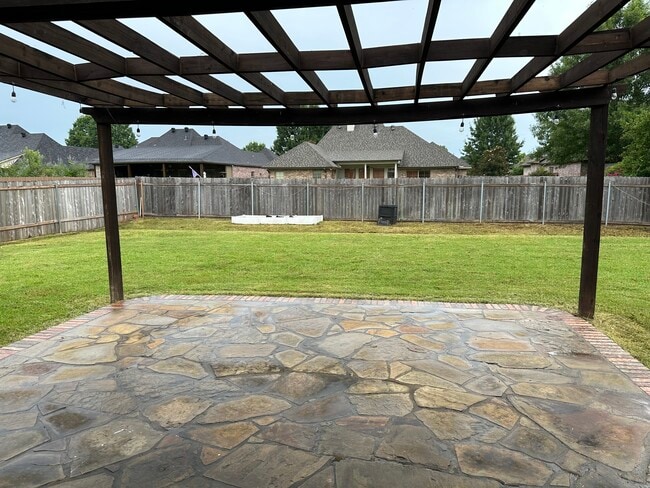 Photo - 9427 Milbank Dr