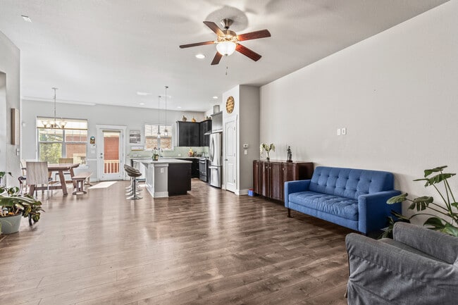 Photo - 9162 E 53rd Ave