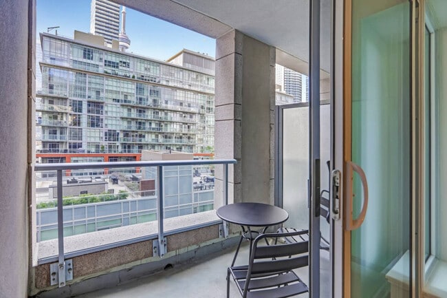 Photo - 199 Richmond St W Unité SI ID1471491P