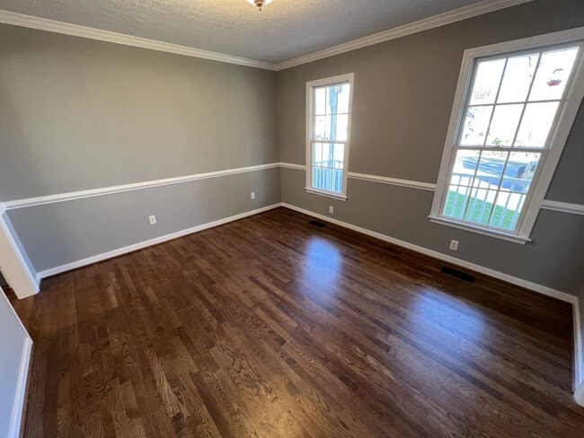 Photo - 618 McCauliff Dr