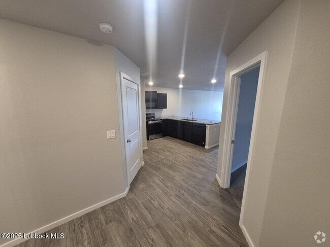 Building Photo - 14412 Avenue X Rental