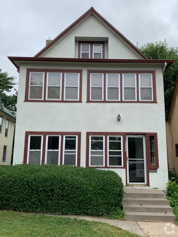 Building Photo - 1222 Washington St NE Rental